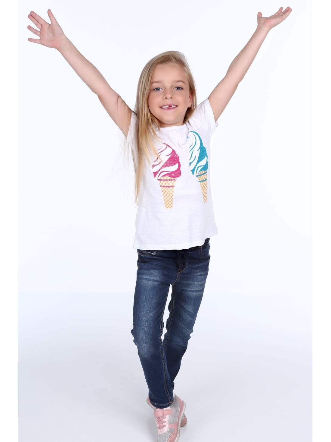 Tricou cu aplicatie, alb NDZ8171 - Magazin online - Boutique